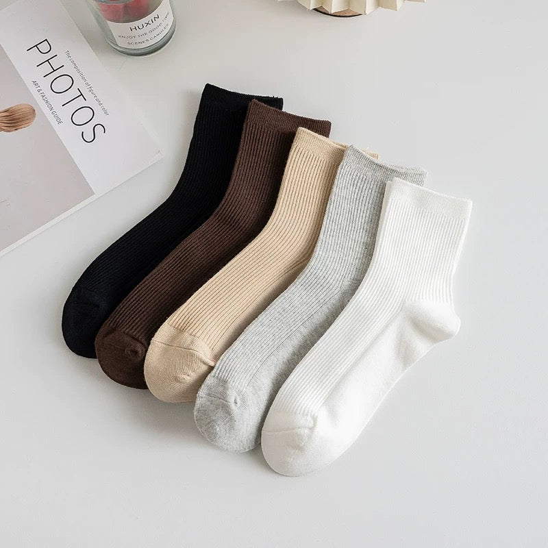 Soft Cotton Ribbed Crew Socks – 4-Pack Colorful Everyday Essentials