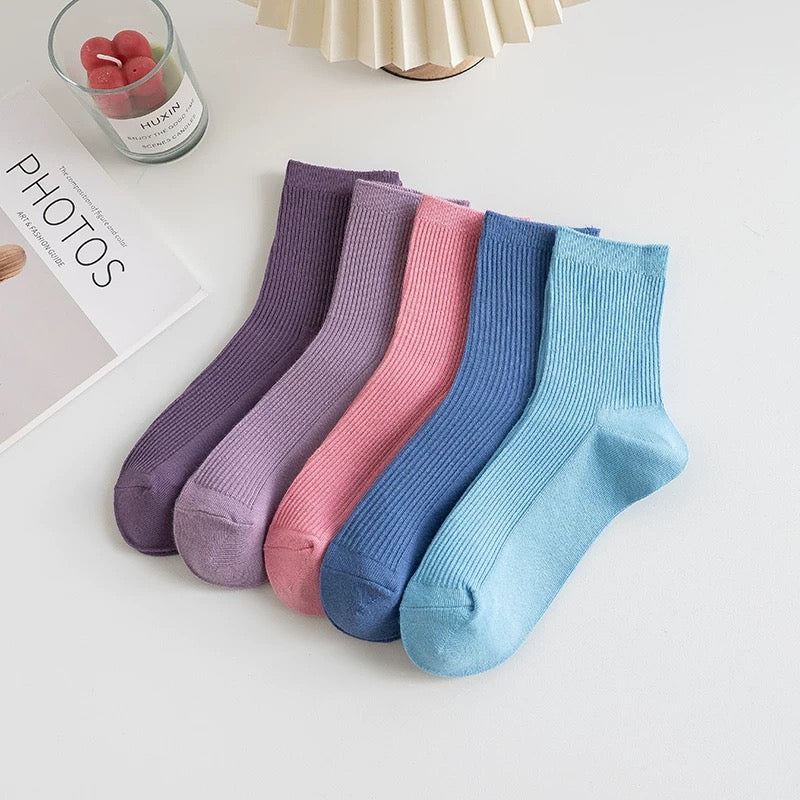 Soft Cotton Ribbed Crew Socks – 4-Pack Colorful Everyday Essentials